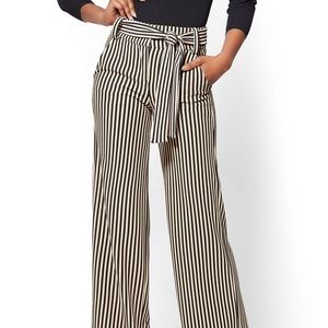 NY&C Never Worn striped pants!